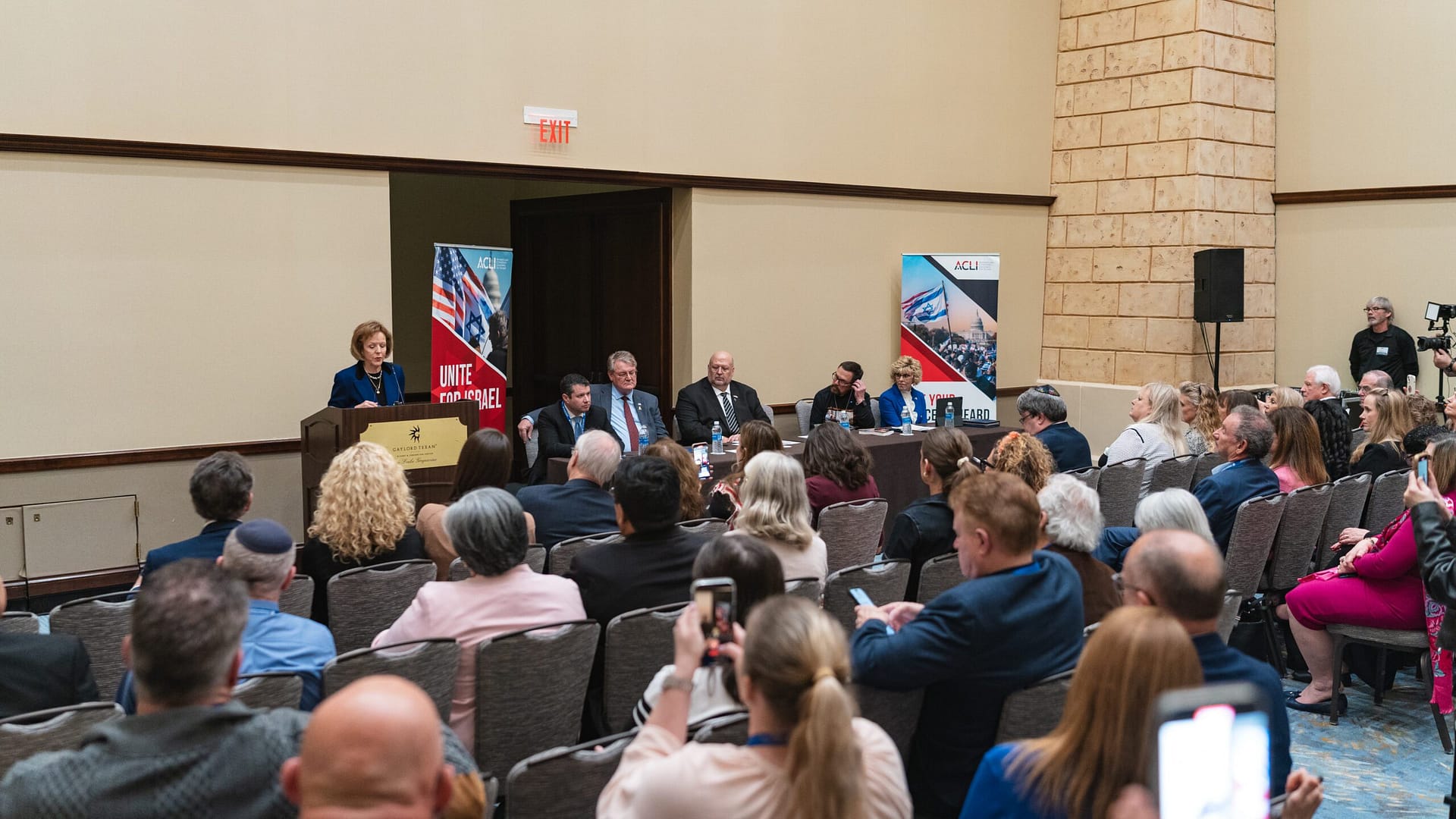 Biblical Heartland Boost from Christian Media Biblical Heartland Boost from Christian Media